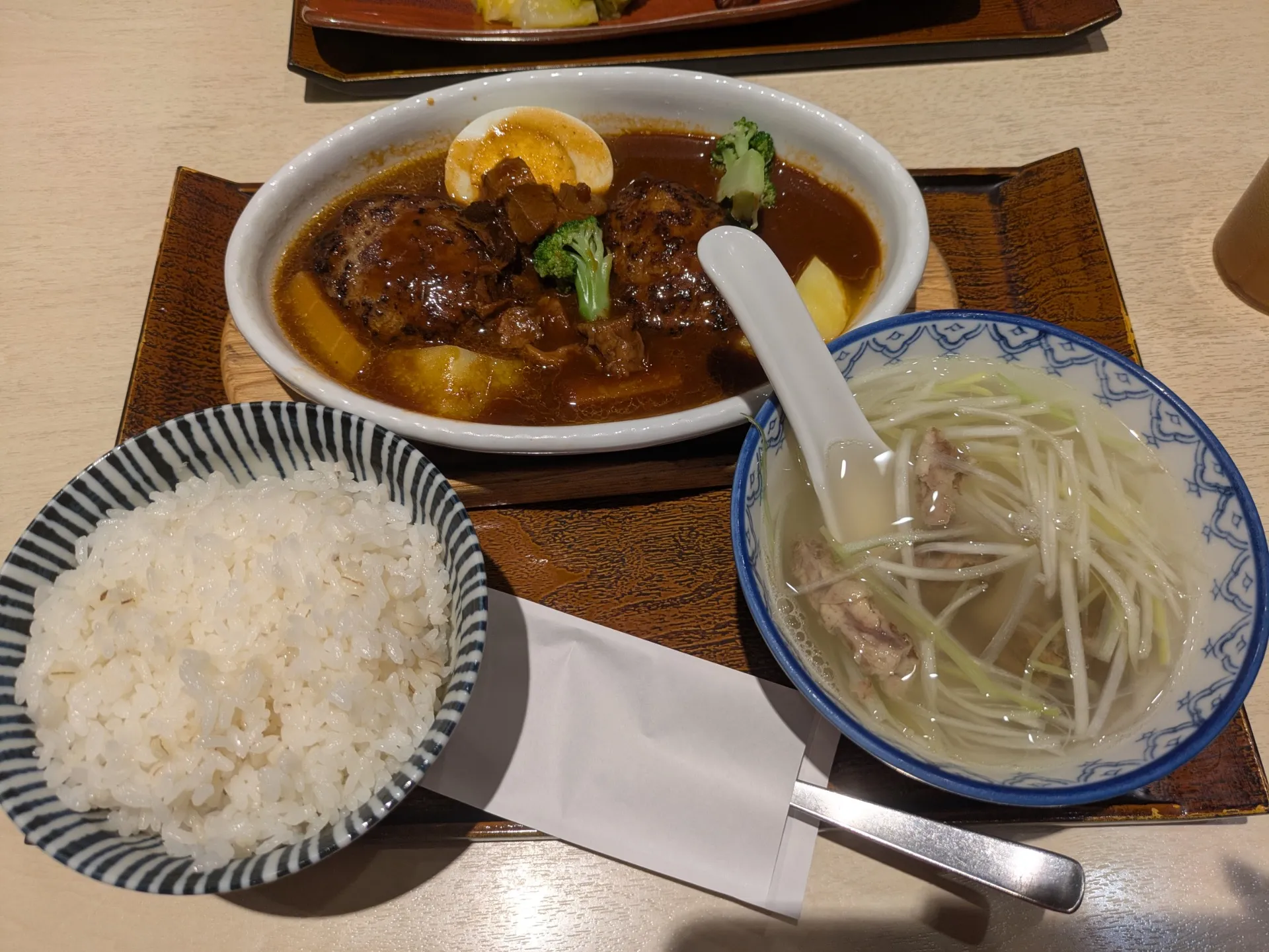 お盆の外食、太るのが怖くないですか?